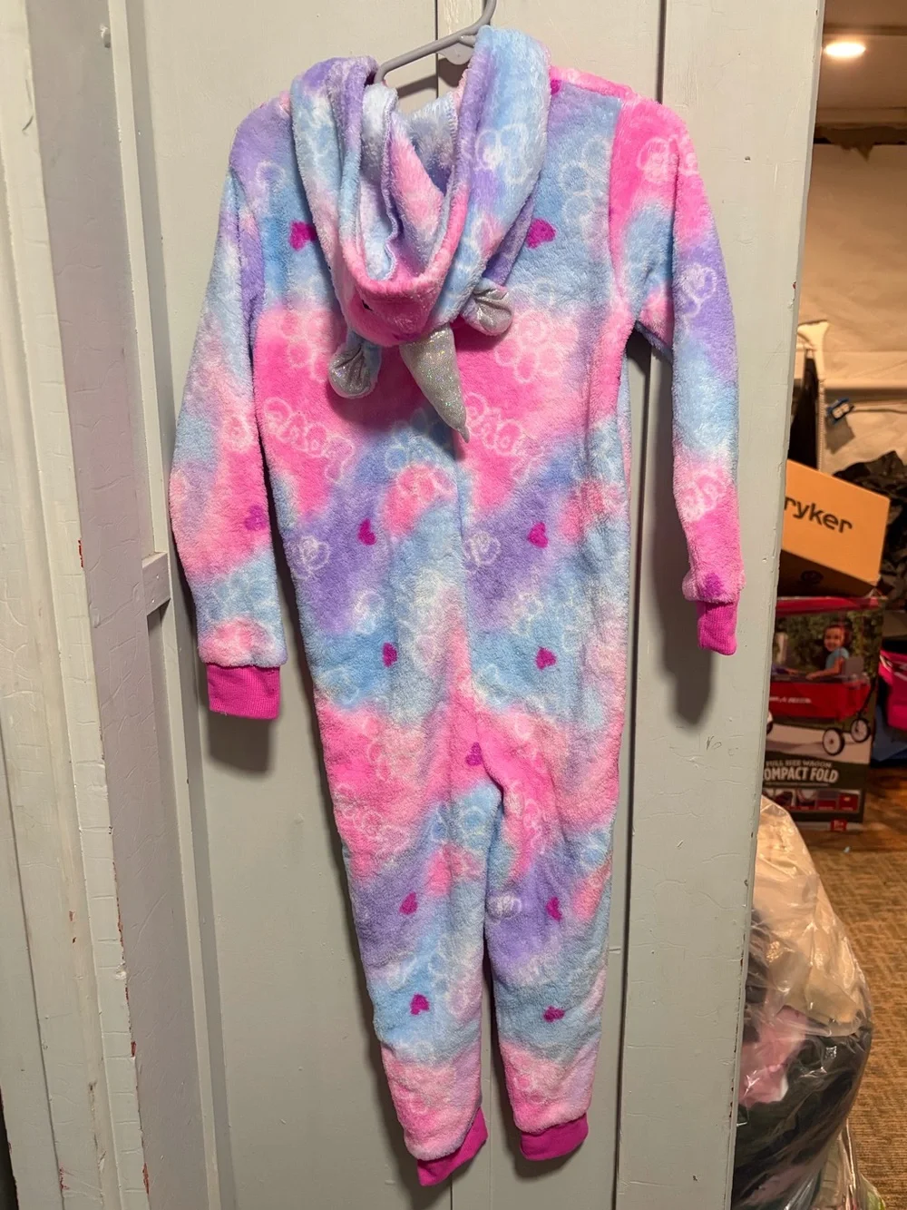 Kids extremely me onesie size 4